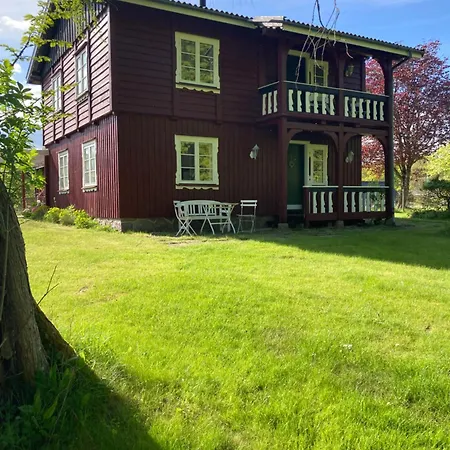 Skovhuset Sovaerelset Bed & Breakfast