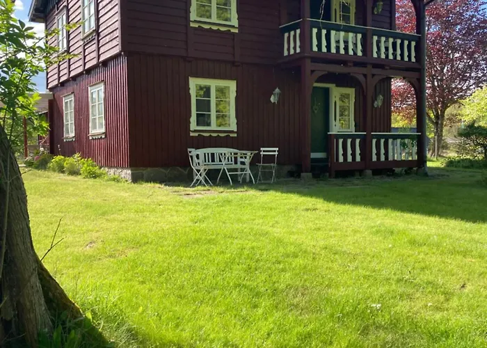 Skovhuset Sovaerelset Nocleg ze śniadaniem